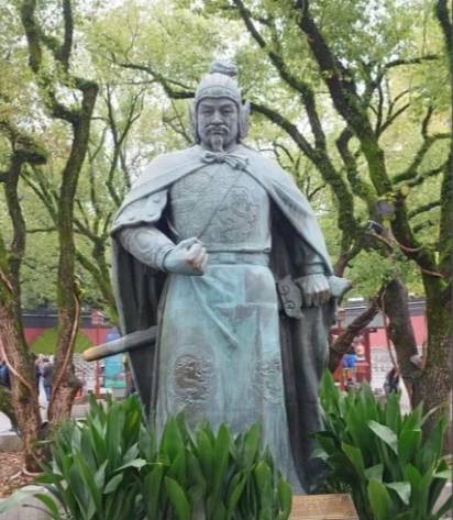 张俊陷害岳飞:权力、利益与猜忌交织的悲剧